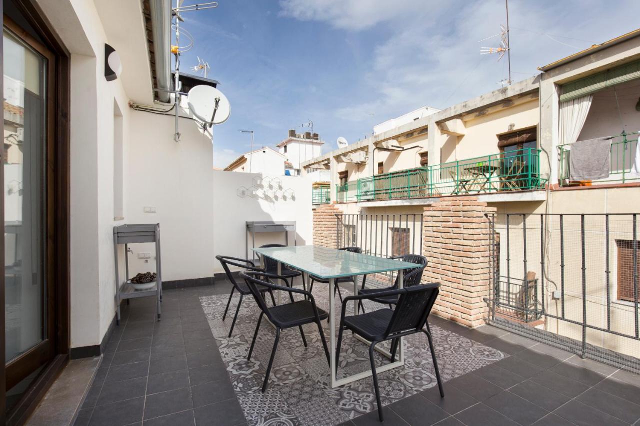Hi Room - Smart Apartments - Penthouse Granada Exterior photo